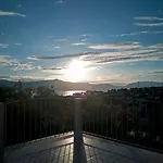 Ujoli * Splitska