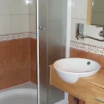 Ujoli Splitska