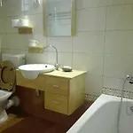Ujoli