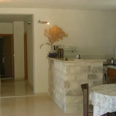 Villa Ujoli Splitska