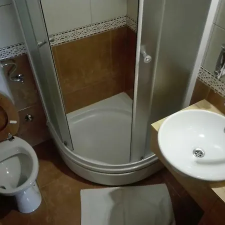 Ujoli Splitska