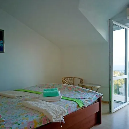 Villa Ujoli