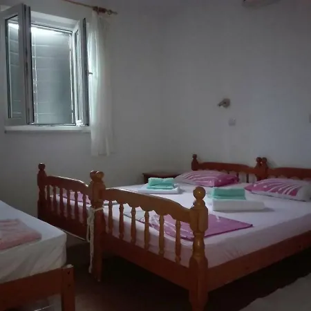 Ujoli Villa *