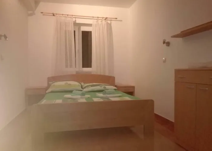 Ujoli Villa Splitska