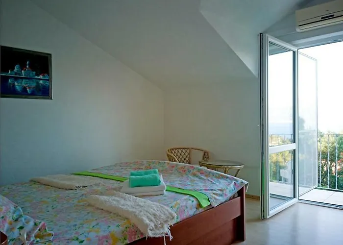 Villa Ujoli